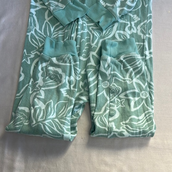 Carter's - Mint Green Footless Onesie Sleeper - Picture 5 of 5